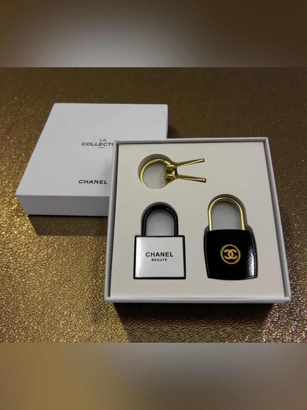 Chanel Beauty LA Collection Padlock and Key Set